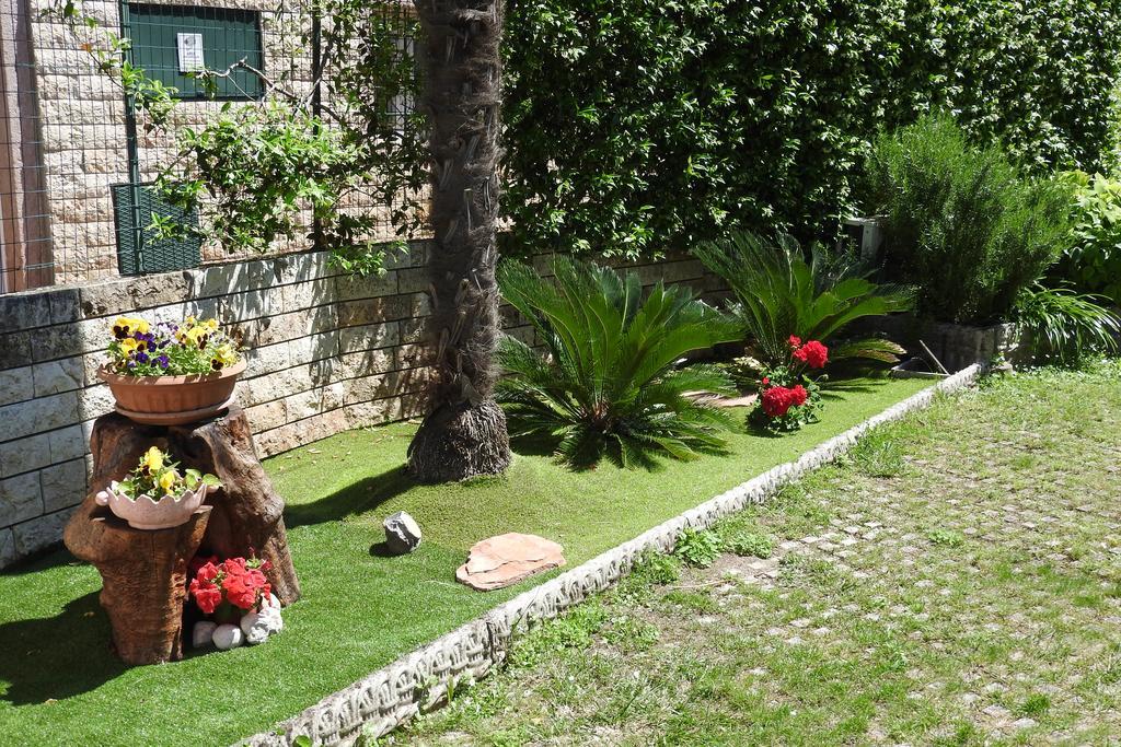 Villa Fiori Malcesine Bagian luar foto