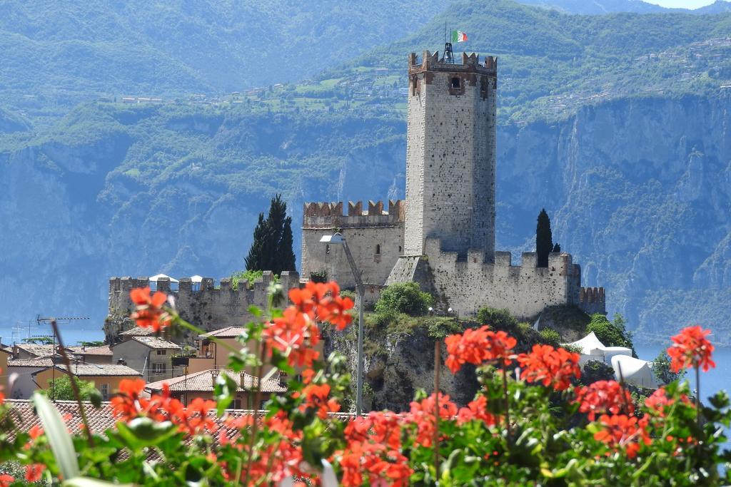 Villa Fiori Malcesine Bagian luar foto