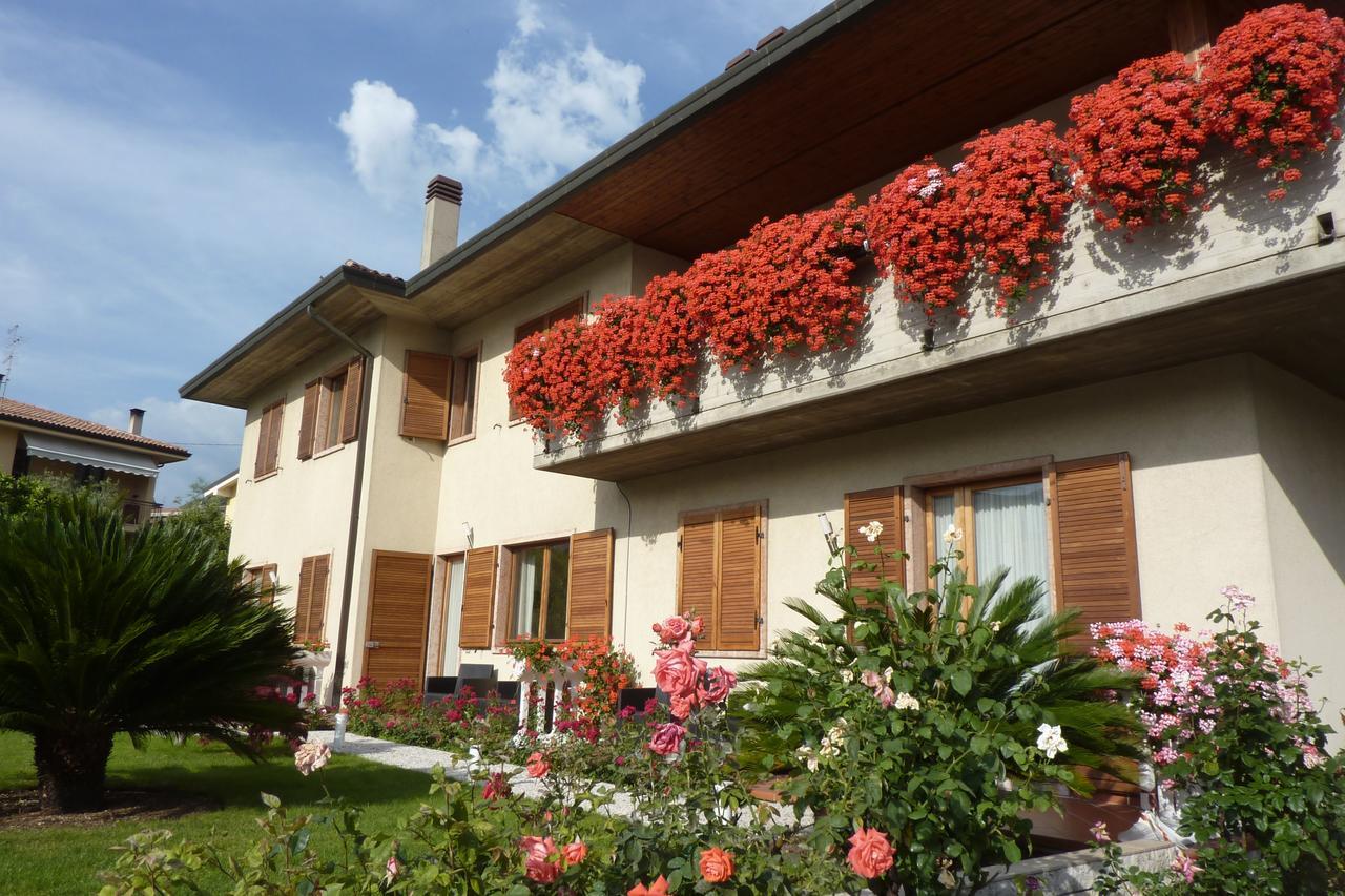 Villa Fiori Malcesine Bagian luar foto